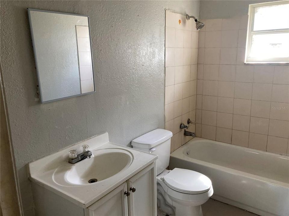 最近租的: $850 (2 贝兹, 1 浴室, 672 平方英尺)