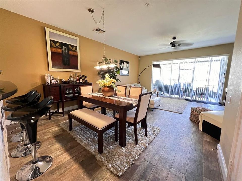 Active With Contract: $2,350 (3 beds, 2 baths, 1682 Square Feet)