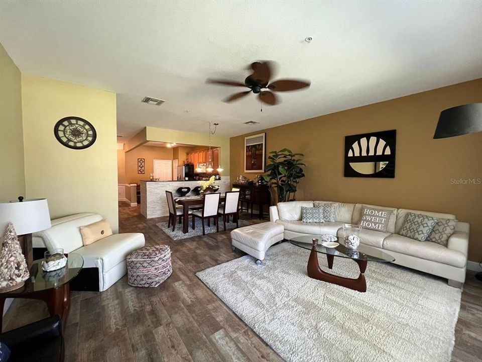 Active With Contract: $2,350 (3 beds, 2 baths, 1682 Square Feet)