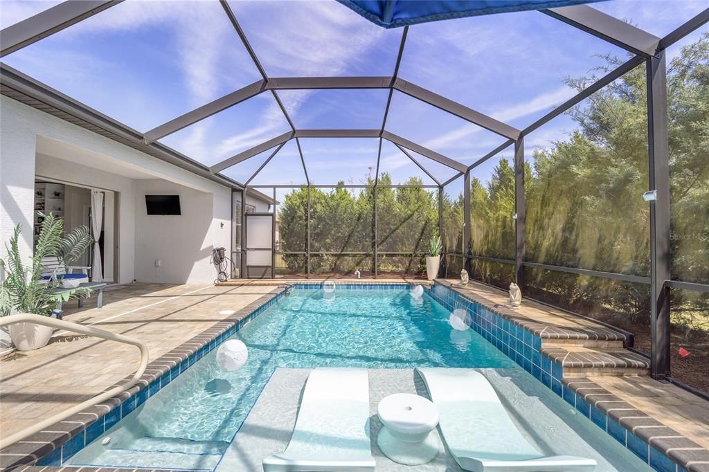 Recently Sold: $629,000 (3 beds, 3 baths, 2397 Square Feet)