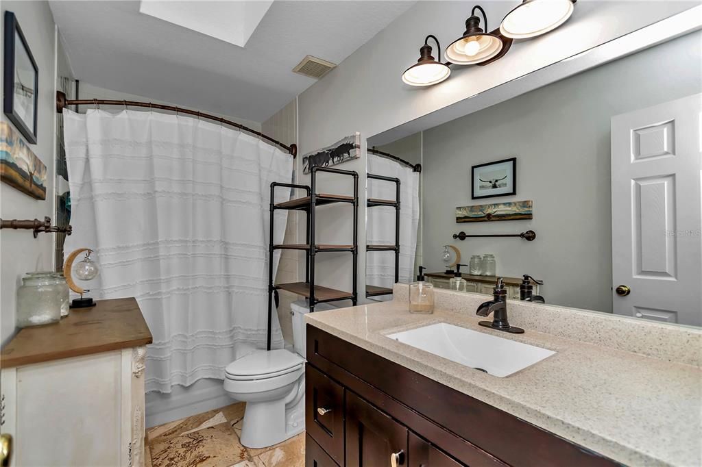 Recently Sold: $2,990,000 (3 beds, 2 baths, 2106 Square Feet)