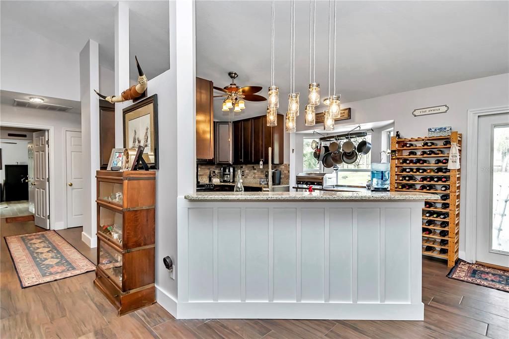 Recently Sold: $2,990,000 (3 beds, 2 baths, 2106 Square Feet)