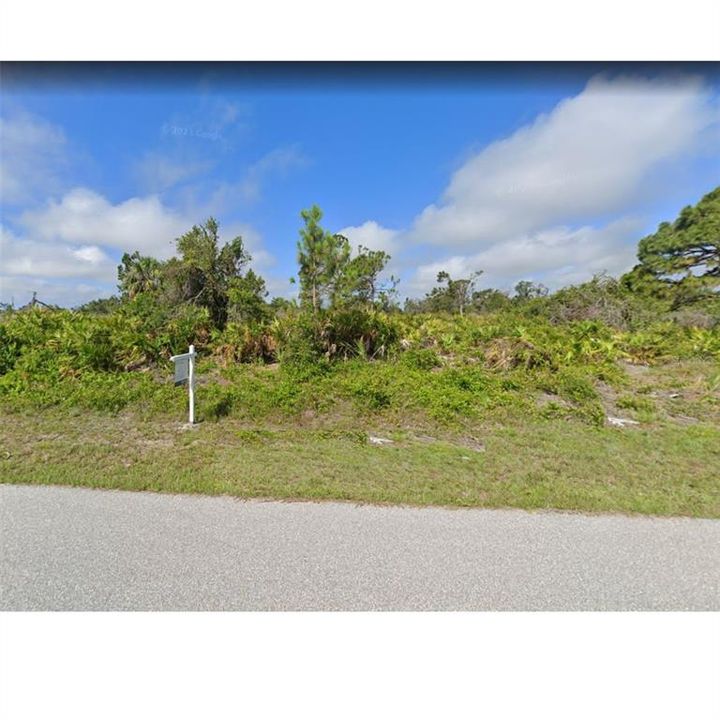 En Venta: $18,000 (0.23 acres)