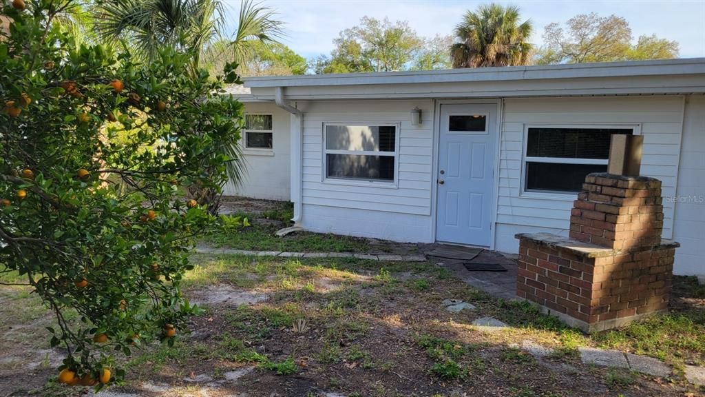 Recently Sold: $289,000 (3 beds, 1 baths, 1172 Square Feet)