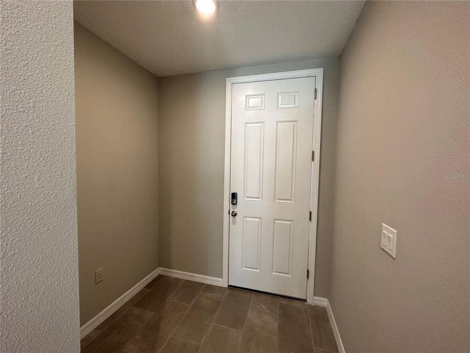 For Rent: $2,400 (3 beds, 2 baths, 1485 Square Feet)