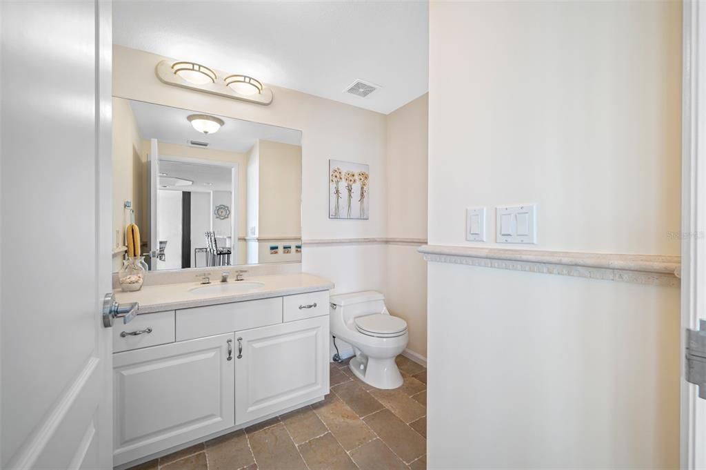 Recently Sold: $2,250,000 (3 beds, 2 baths, 2714 Square Feet)