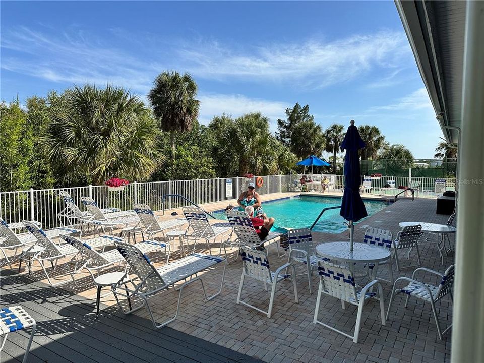 Pool with plenty of seating