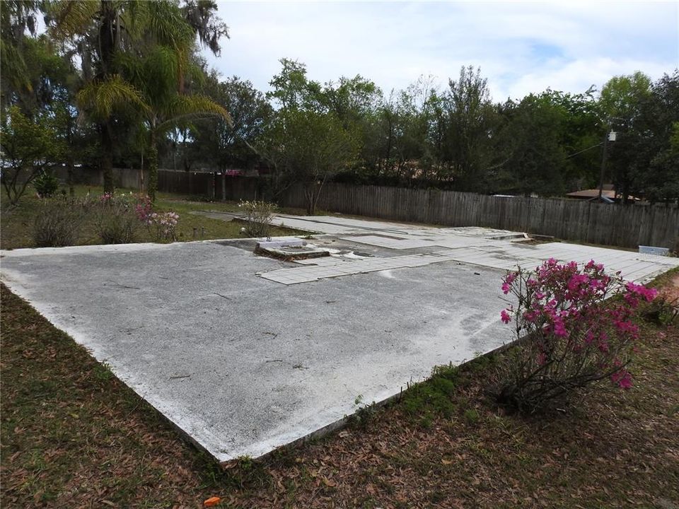 Concrete Pad Ready for Build!