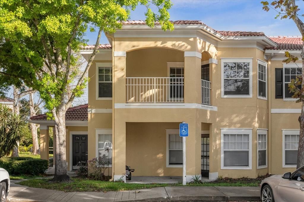 Recently Rented: $1,650 (2 beds, 2 baths, 1117 Square Feet)