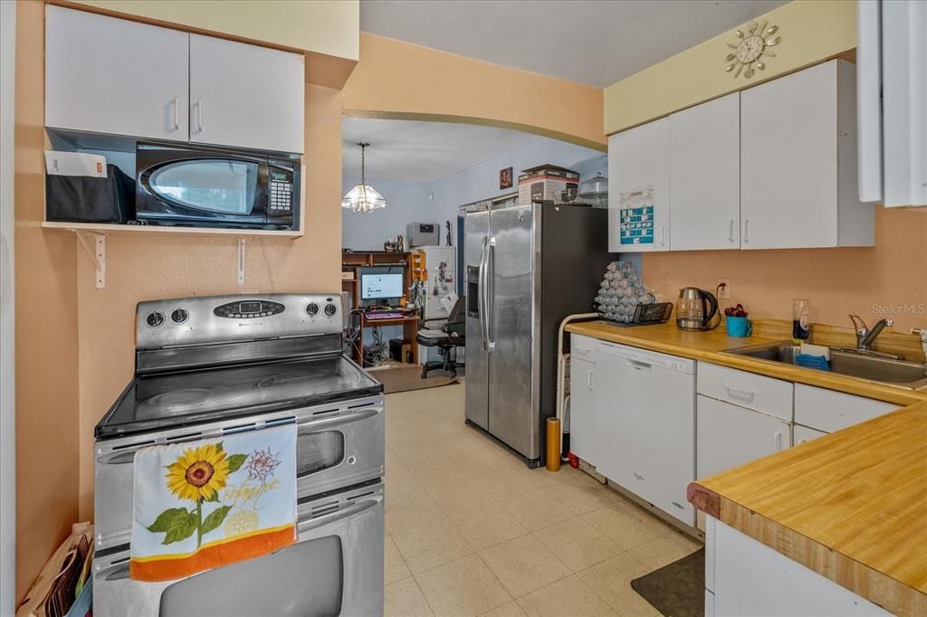Recently Sold: $205,000 (2 beds, 1 baths, 820 Square Feet)