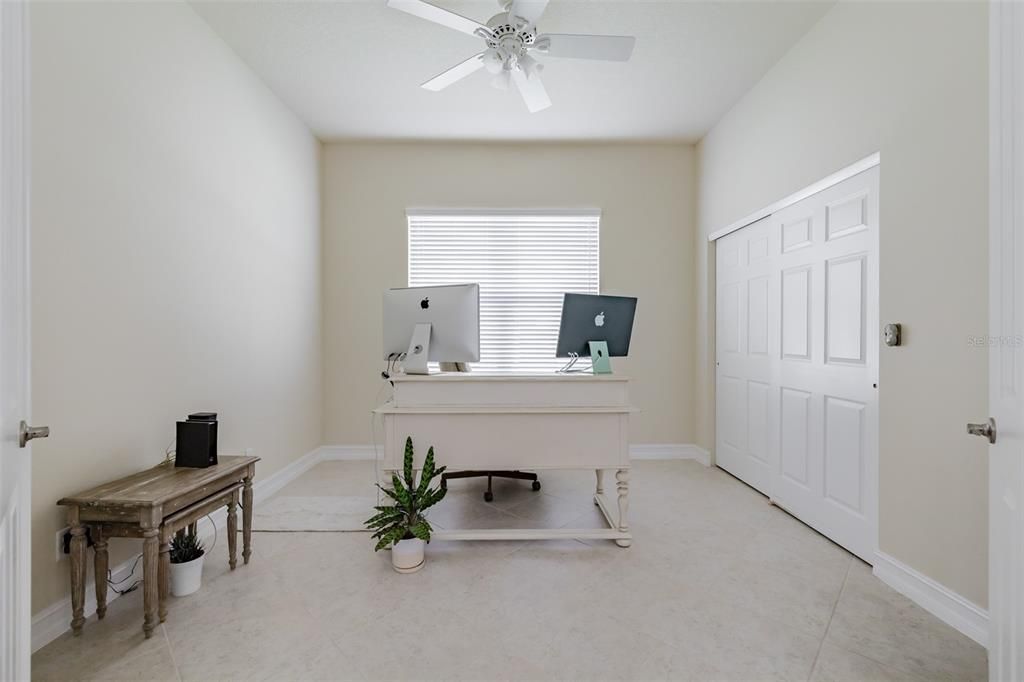 Active With Contract: $475,000 (3 beds, 2 baths, 1999 Square Feet)