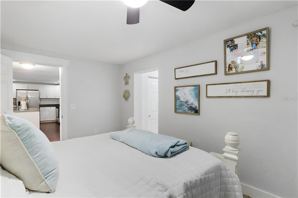 Active With Contract: $539,900 (3 beds, 2 baths, 1758 Square Feet)