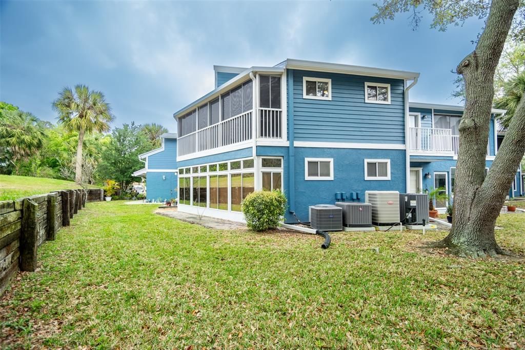 For Sale: $304,900 (3 beds, 2 baths, 1550 Square Feet)