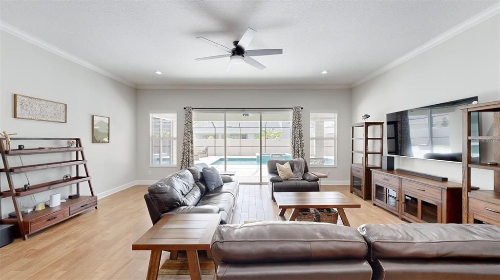 Active With Contract: $779,000 (5 beds, 3 baths, 3817 Square Feet)
