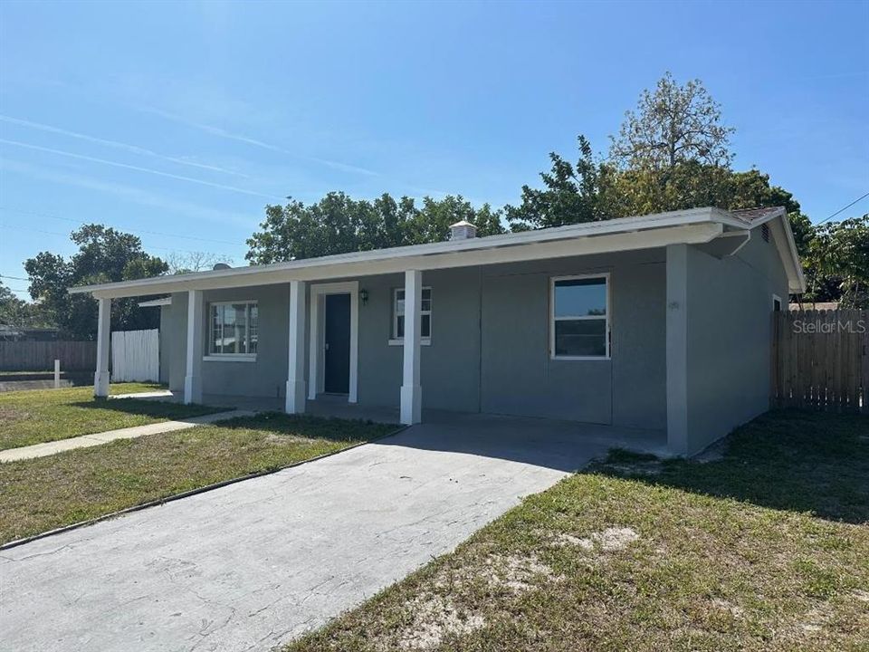 Active With Contract: $375,000 (3 beds, 2 baths, 1248 Square Feet)