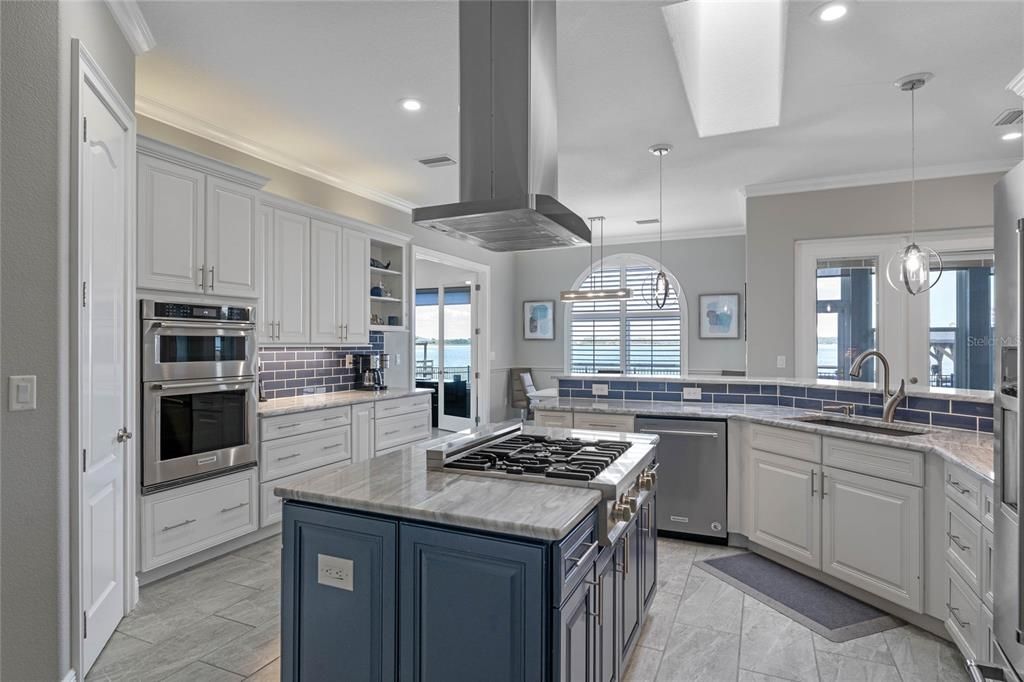Active With Contract: $1,299,900 (4 beds, 2 baths, 3108 Square Feet)