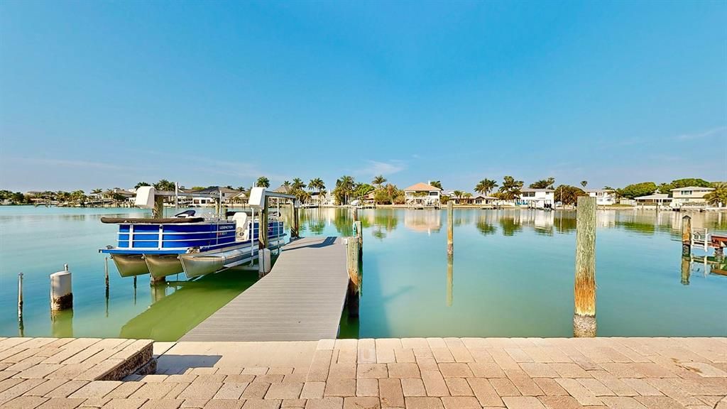 Active With Contract: $1,795,000 (4 beds, 2 baths, 2523 Square Feet)