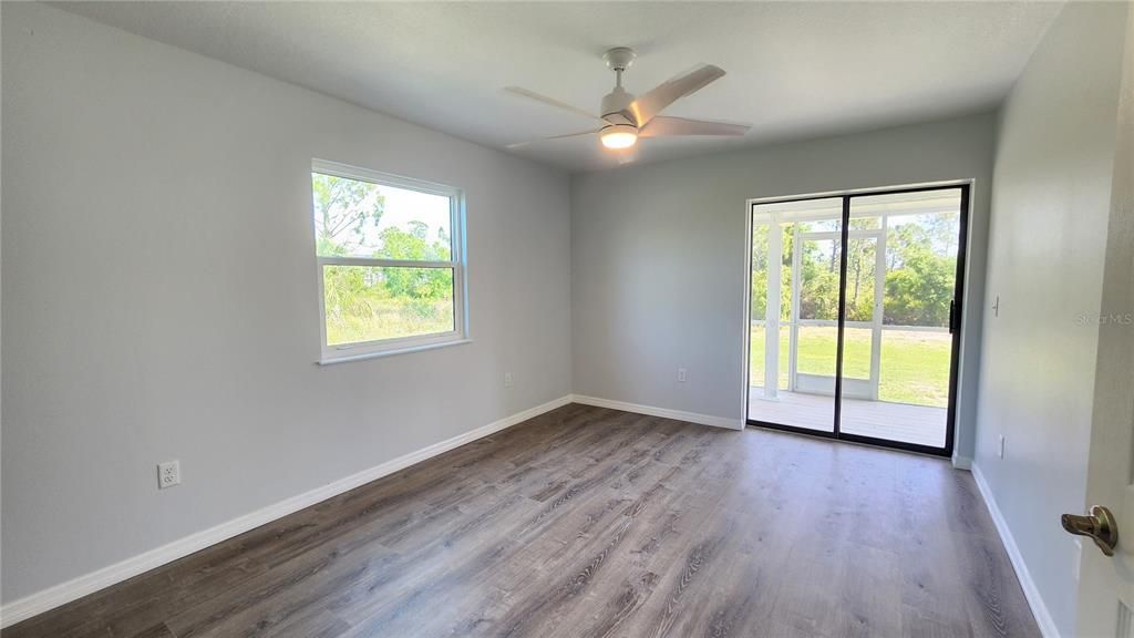 Recently Sold: $205,000 (2 beds, 2 baths, 1058 Square Feet)