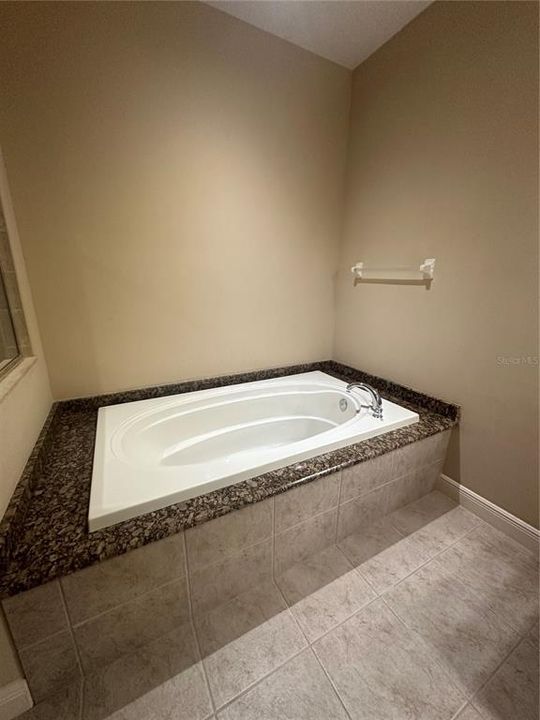 最近租的: $2,600 (2 贝兹, 2 浴室, 2100 平方英尺)
