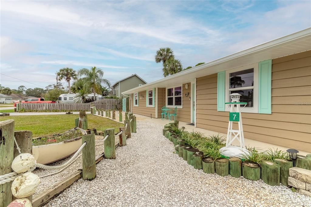 Recently Sold: $865,000 (3 beds, 2 baths, 1950 Square Feet)