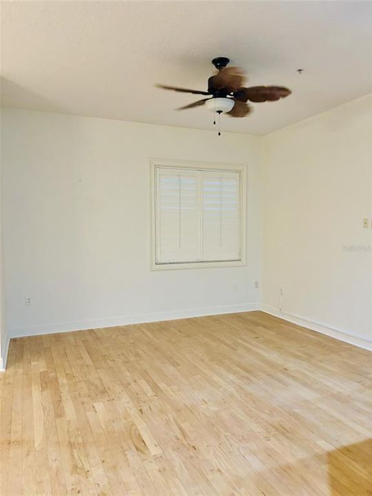 For Rent: $2,750 (3 beds, 2 baths, 2355 Square Feet)