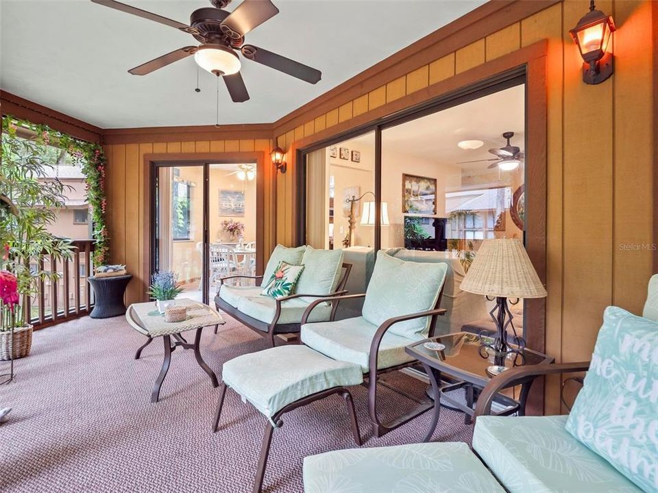 Active With Contract: $189,900 (2 beds, 2 baths, 950 Square Feet)