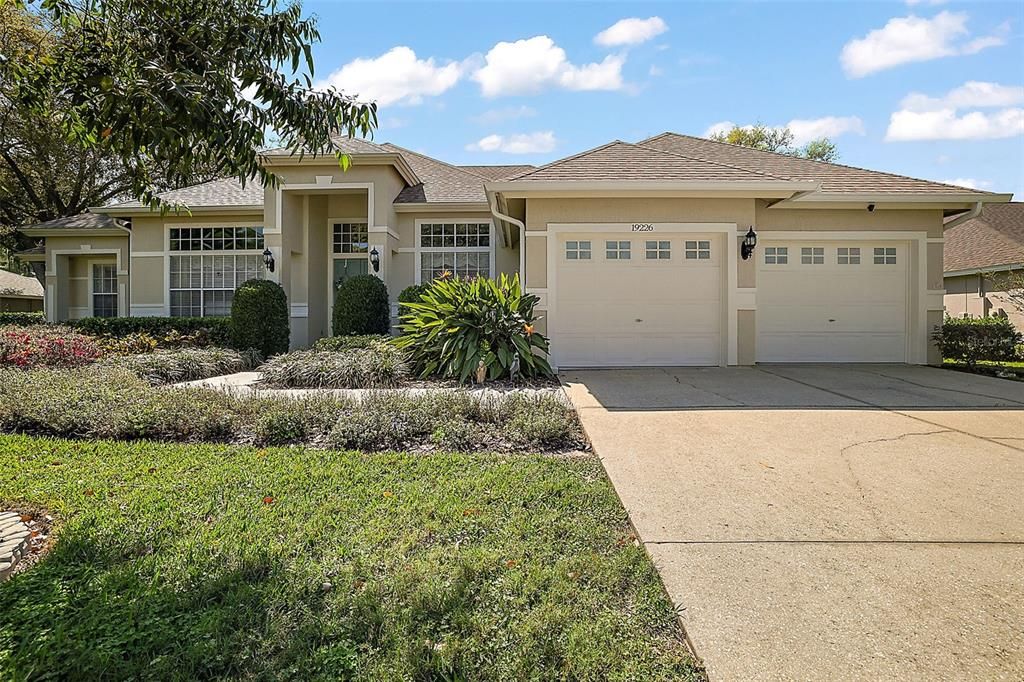 Active With Contract: $600,000 (3 beds, 2 baths, 3204 Square Feet)