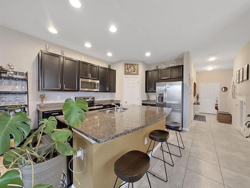 Active With Contract: $2,300 (3 beds, 2 baths, 1576 Square Feet)