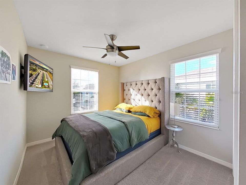 Active With Contract: $2,300 (3 beds, 2 baths, 1576 Square Feet)