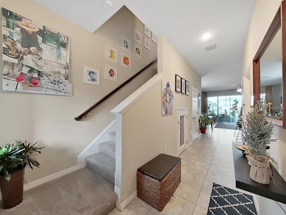 Active With Contract: $2,300 (3 beds, 2 baths, 1576 Square Feet)