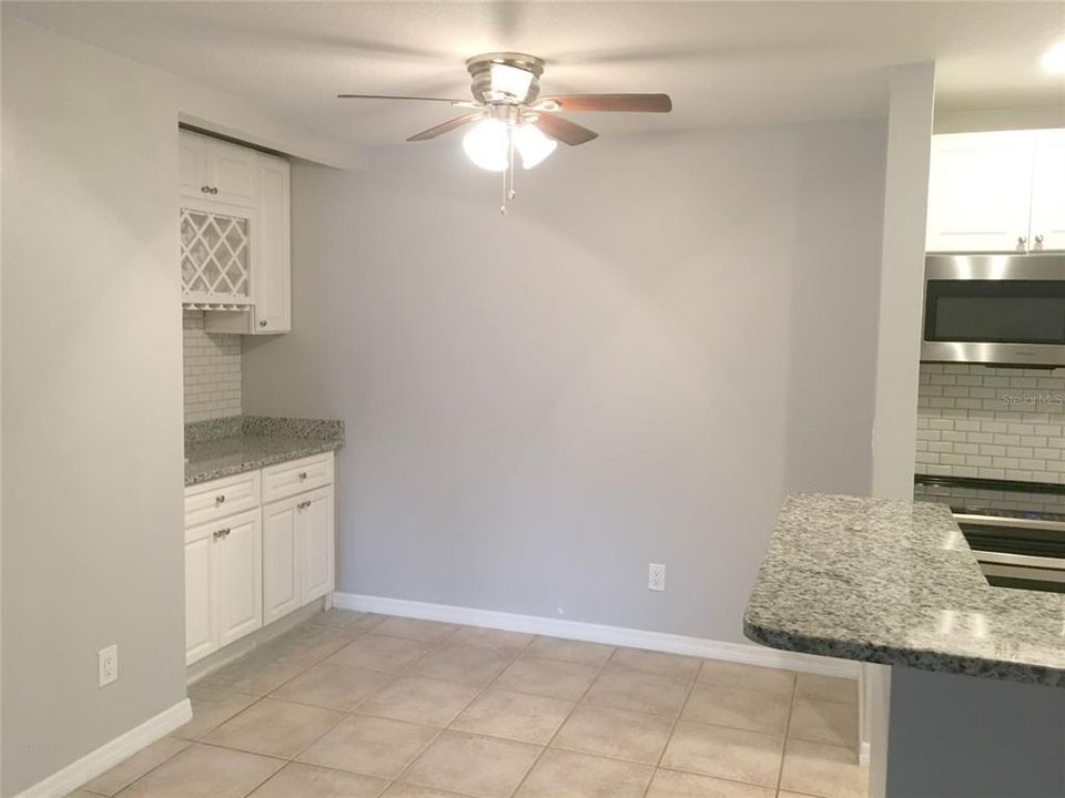 Recently Rented: $1,600 (1 beds, 1 baths, 614 Square Feet)