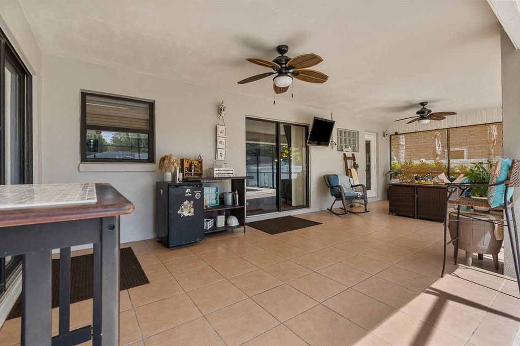 This huge lanai is where memories are made!