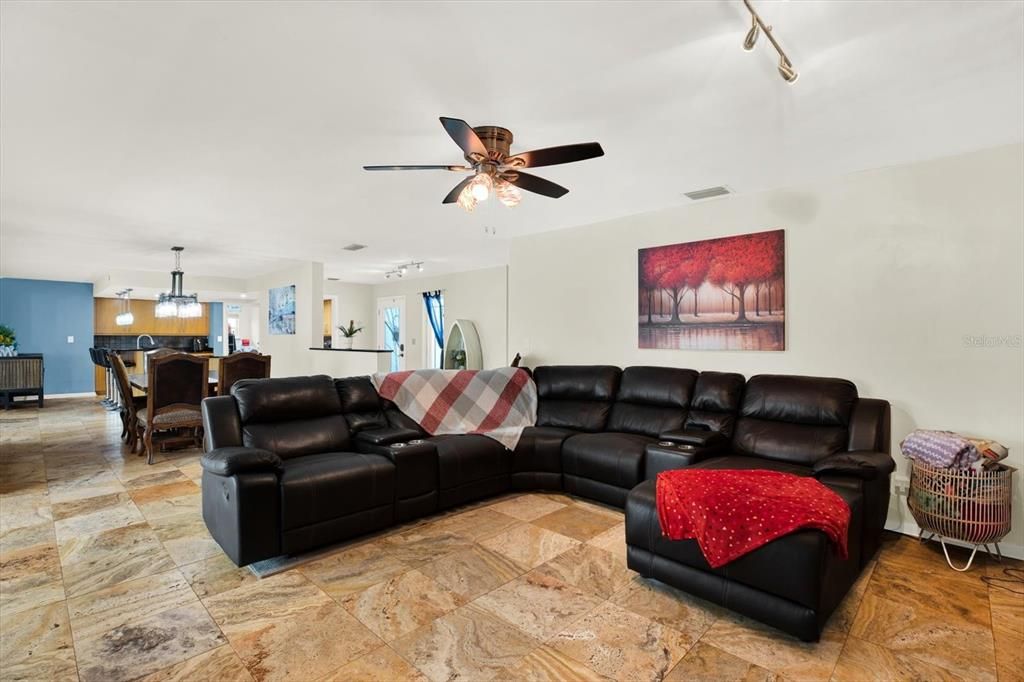 Active With Contract: $649,900 (4 beds, 2 baths, 2400 Square Feet)