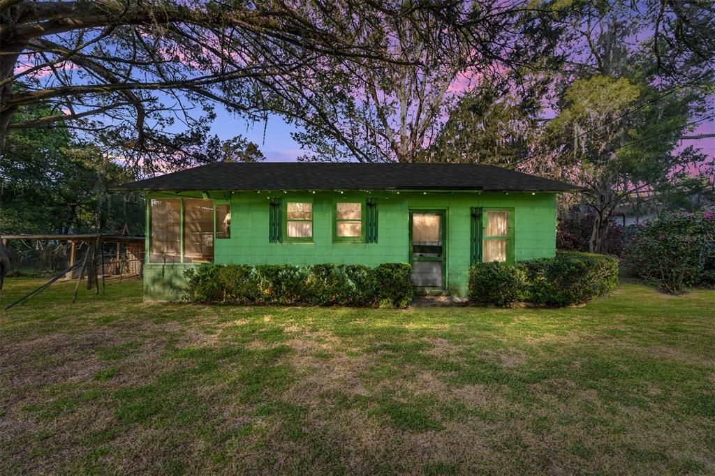 Recently Sold: $89,900 (2 beds, 1 baths, 800 Square Feet)