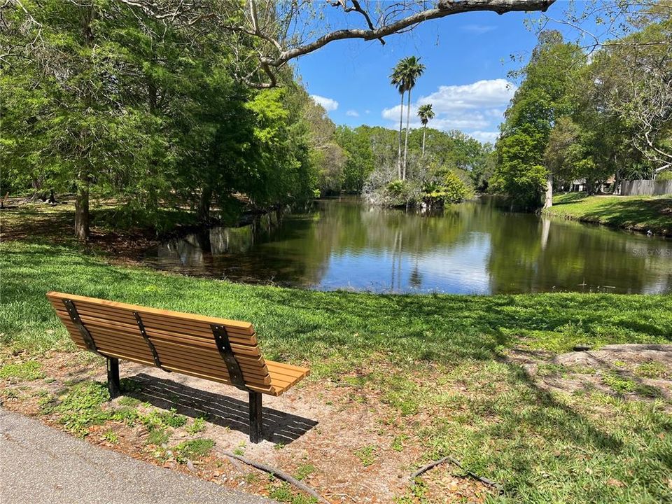 Active With Contract: $309,000 (2 beds, 2 baths, 1110 Square Feet)