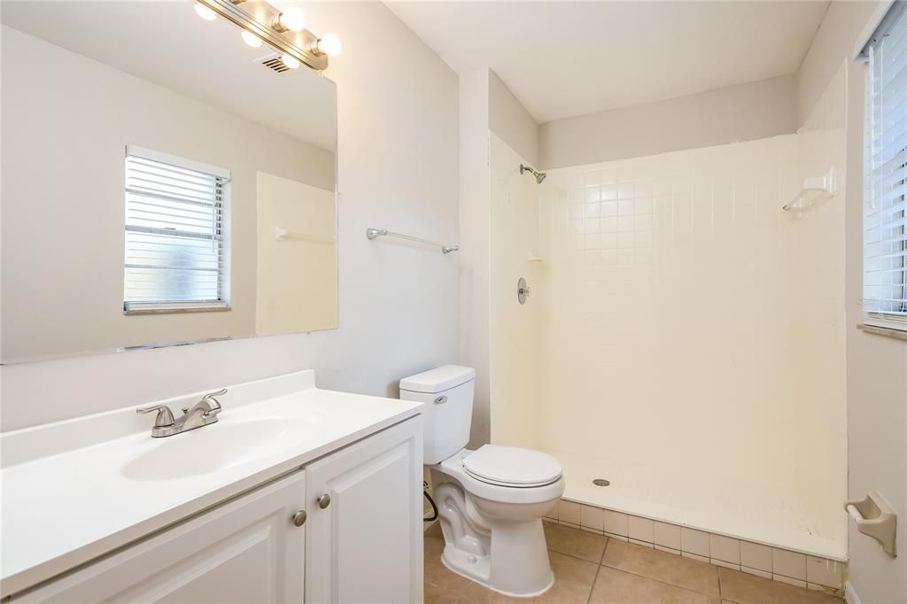 For Sale: $294,900 (3 beds, 2 baths, 1171 Square Feet)