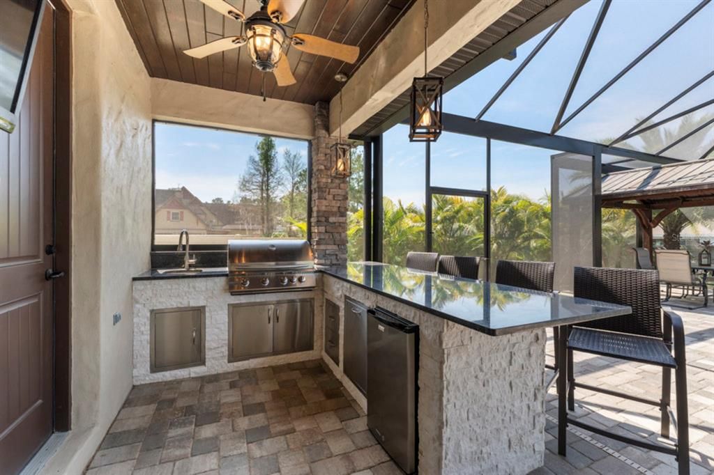 Outdoor Summer Kitchen