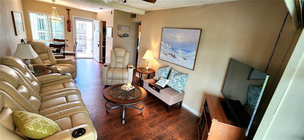 Active With Contract: $140,000 (2 beds, 1 baths, 744 Square Feet)