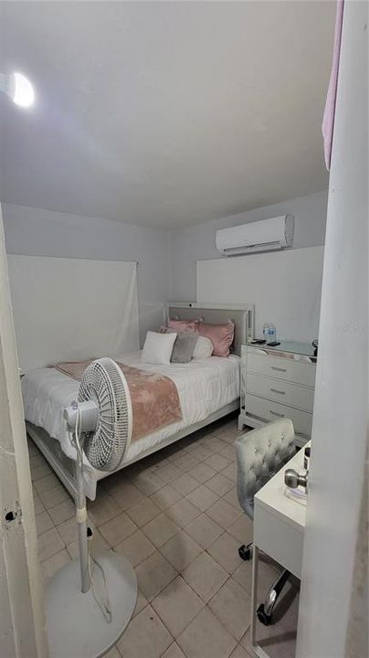 Vendido Recientemente: $116,000 (3 camas, 1 baños, 0 Pies cuadrados)