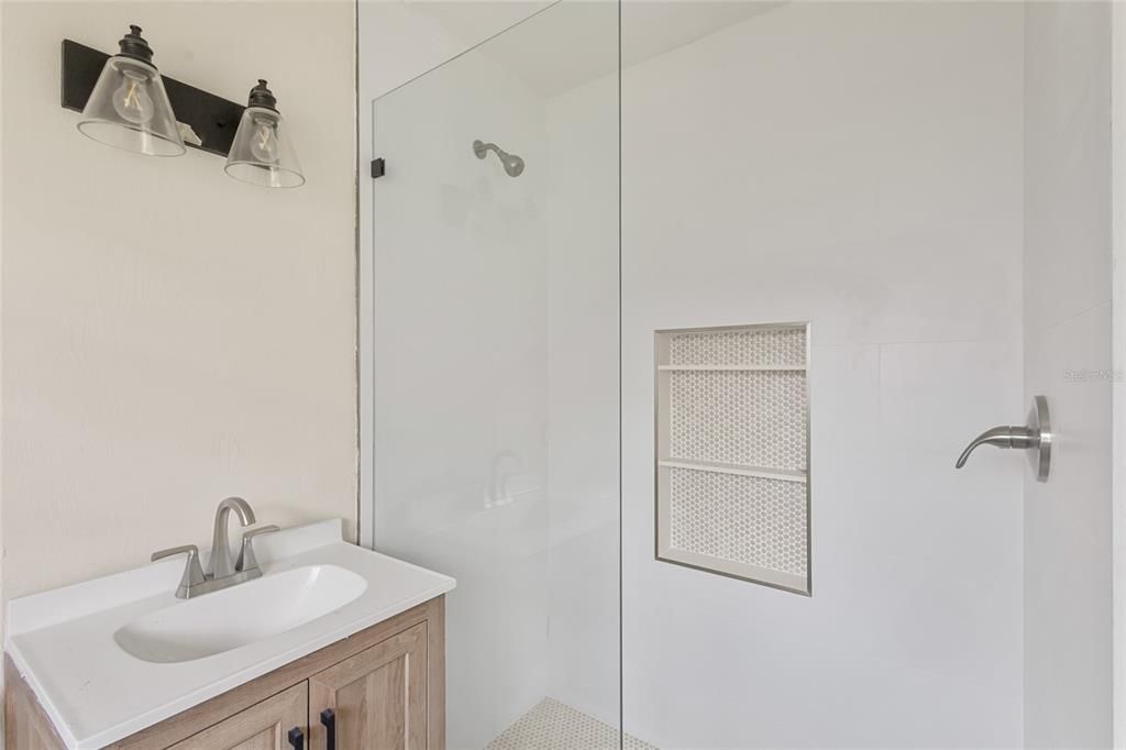 For Sale: $389,000 (3 beds, 2 baths, 1659 Square Feet)