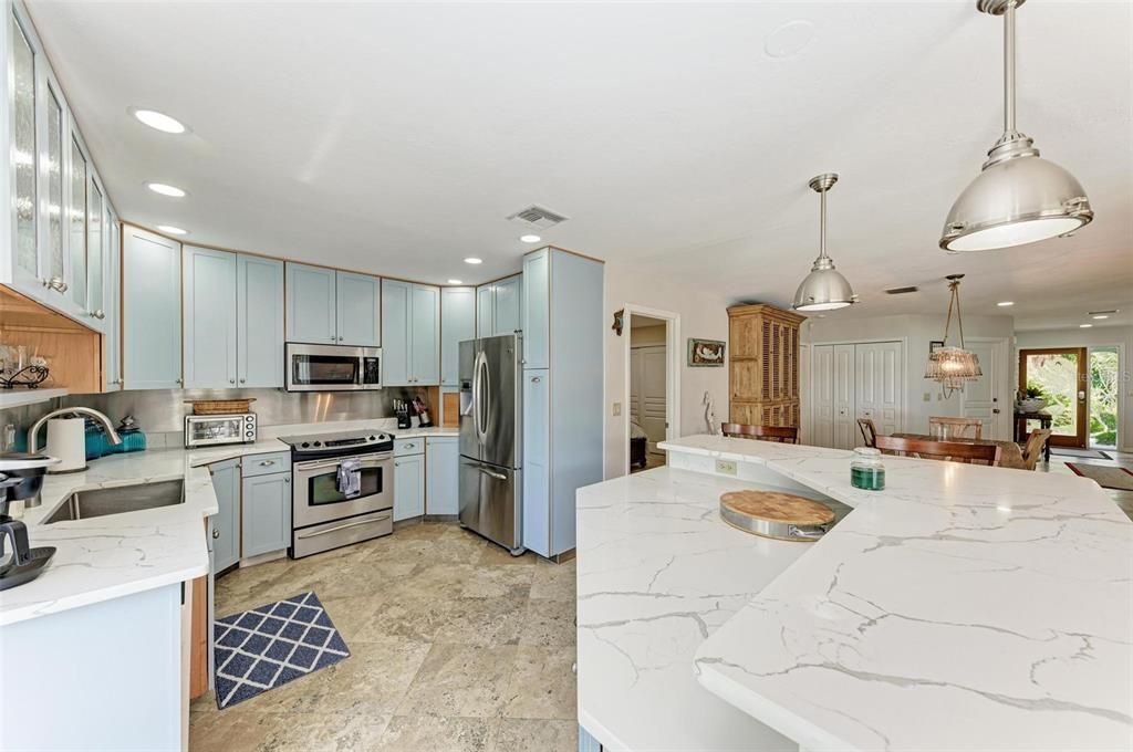 For Sale: $3,845,000 (2 beds, 2 baths, 1787 Square Feet)