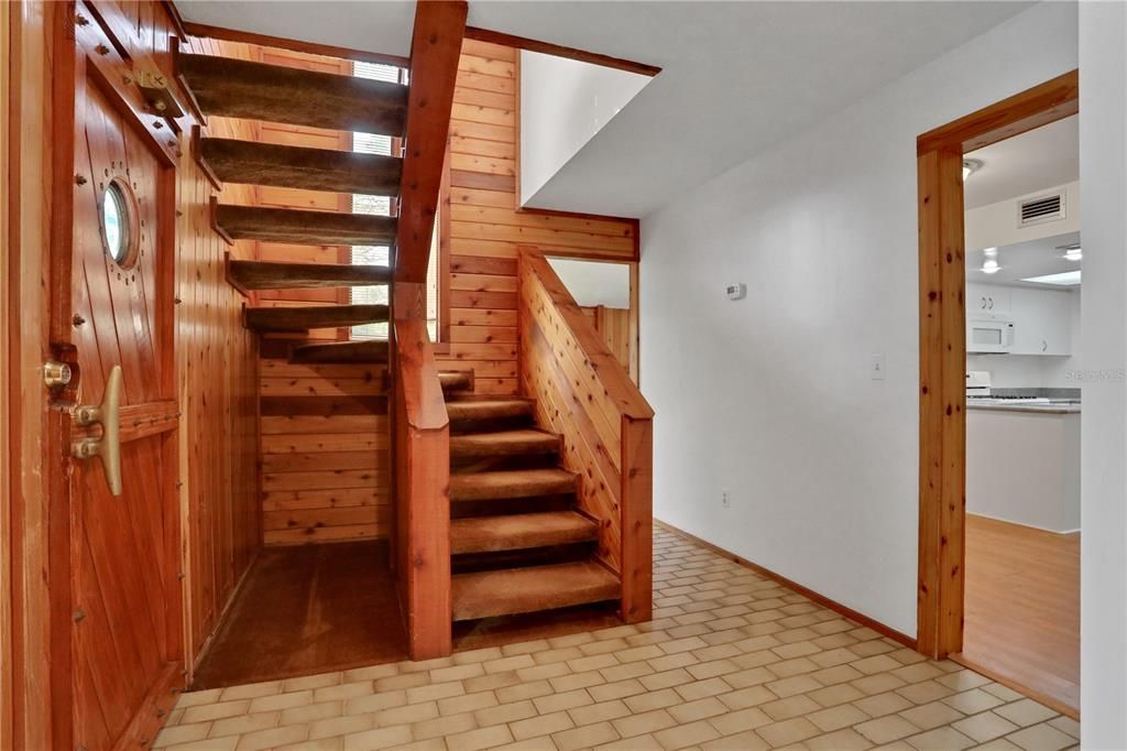 Activo con contrato: $875,000 (3 camas, 3 baños, 1780 Pies cuadrados)