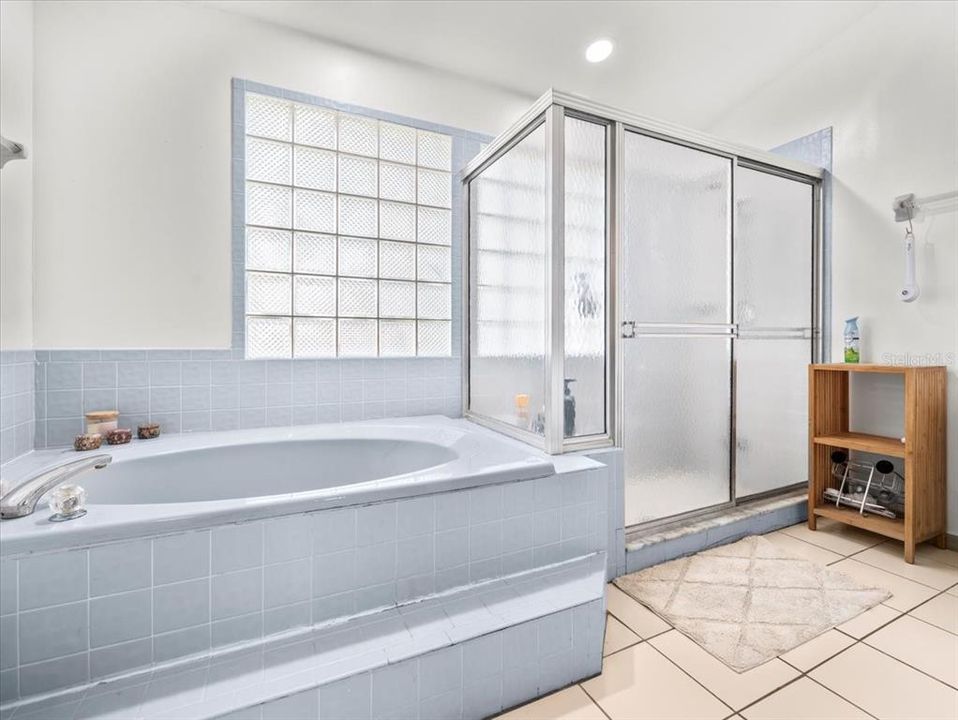 待售: $465,000 (3 贝兹, 2 浴室, 1634 平方英尺)