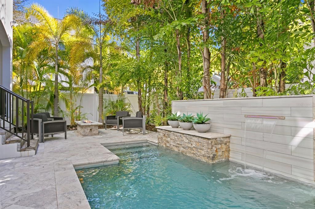 Recently Sold: $2,700,000 (5 beds, 5 baths, 4838 Square Feet)