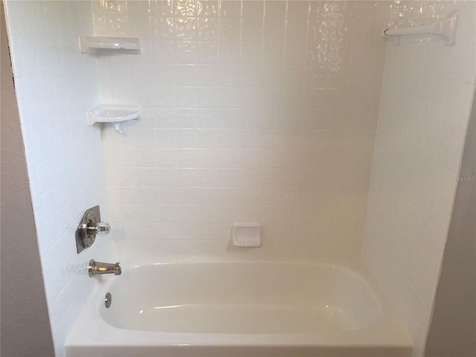 待售: $229,990 (3 贝兹, 2 浴室, 1908 平方英尺)