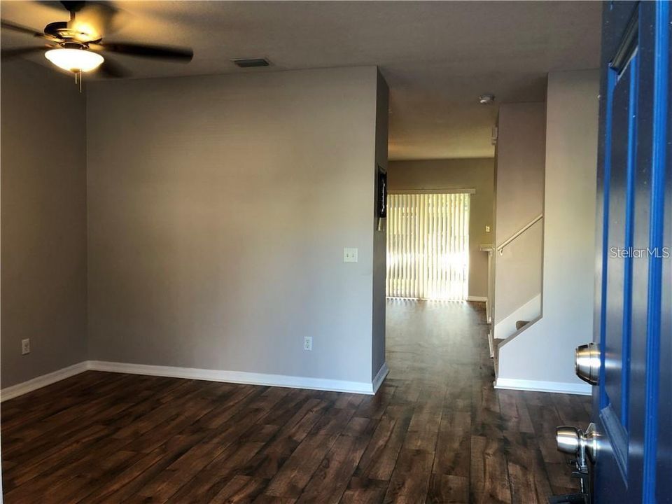 Recently Rented: $1,750 (3 beds, 2 baths, 1460 Square Feet)