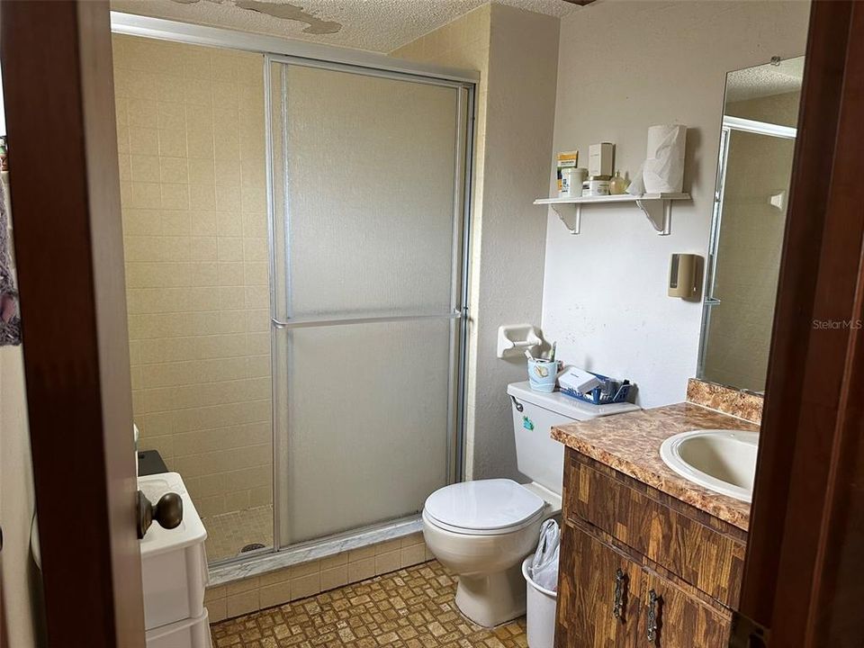 最近售出: $220,000 (2 贝兹, 2 浴室, 1138 平方英尺)