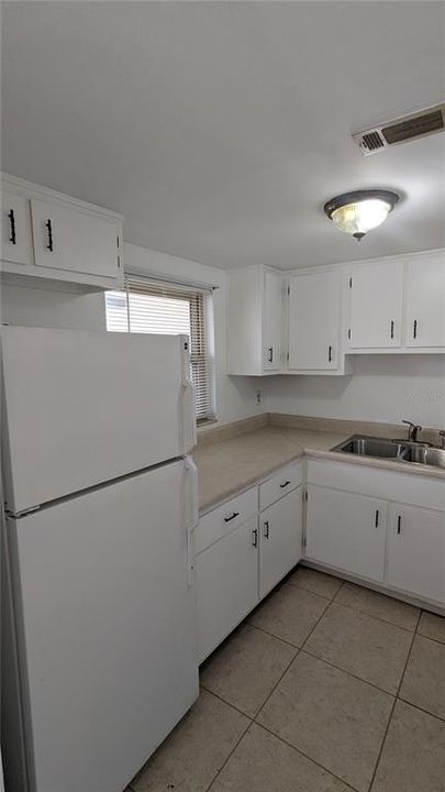 Recently Sold: $135,000 (1 beds, 1 baths, 771 Square Feet)