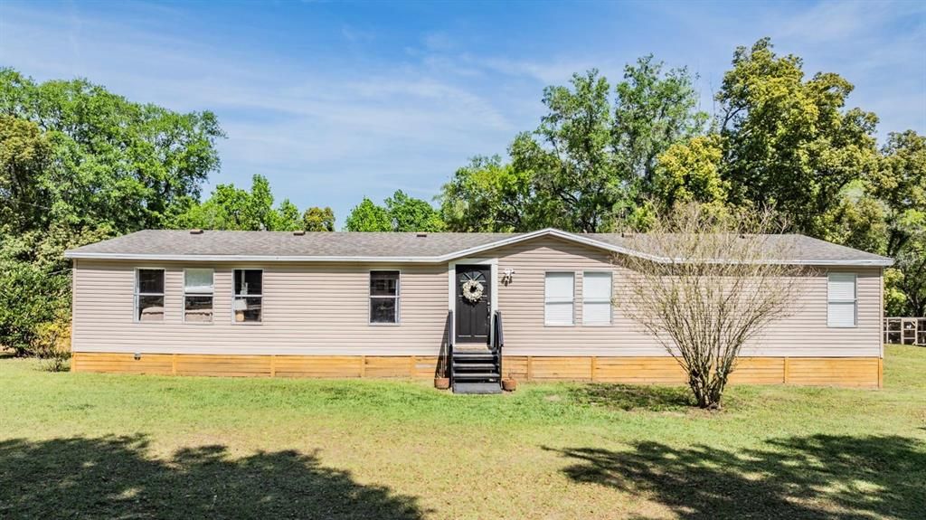 For Sale: $499,999 (3 beds, 2 baths, 1782 Square Feet)