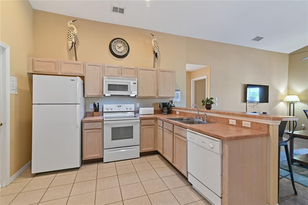 Active With Contract: $379,000 (4 beds, 3 baths, 1603 Square Feet)